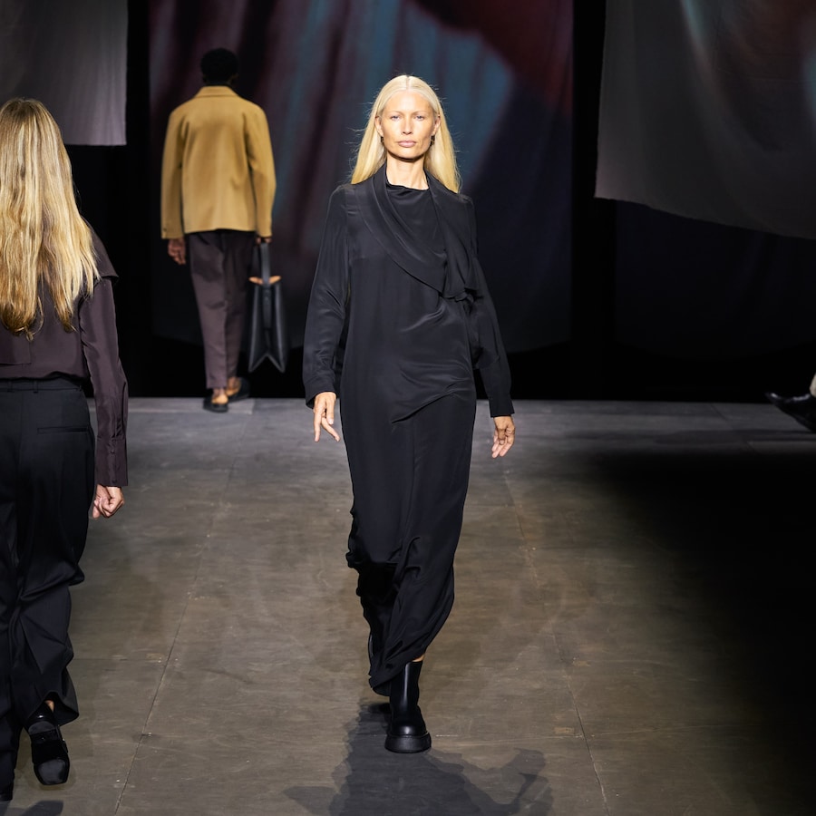 COS AW21 011 0