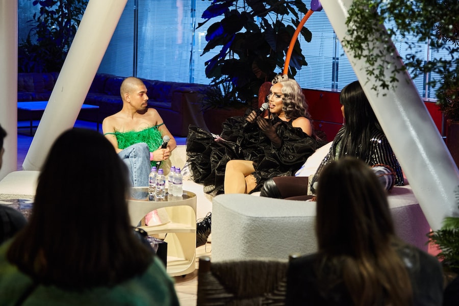 Dazed Live – What Went Down 8 7