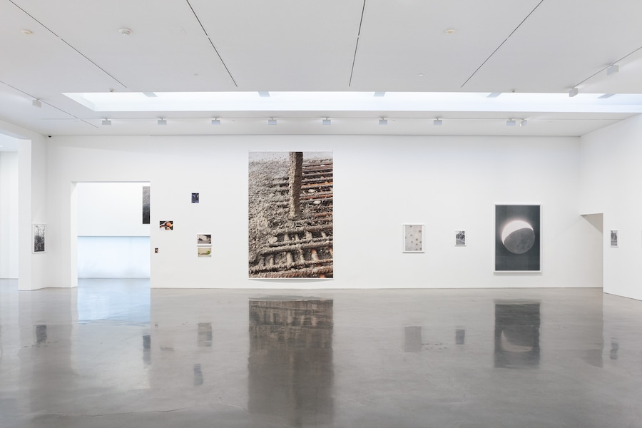Installation view of Wolfgang Tillmans Concrete Column 19