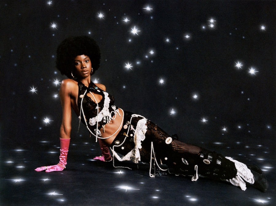 Micaiah Carter: American Black Beauty 7