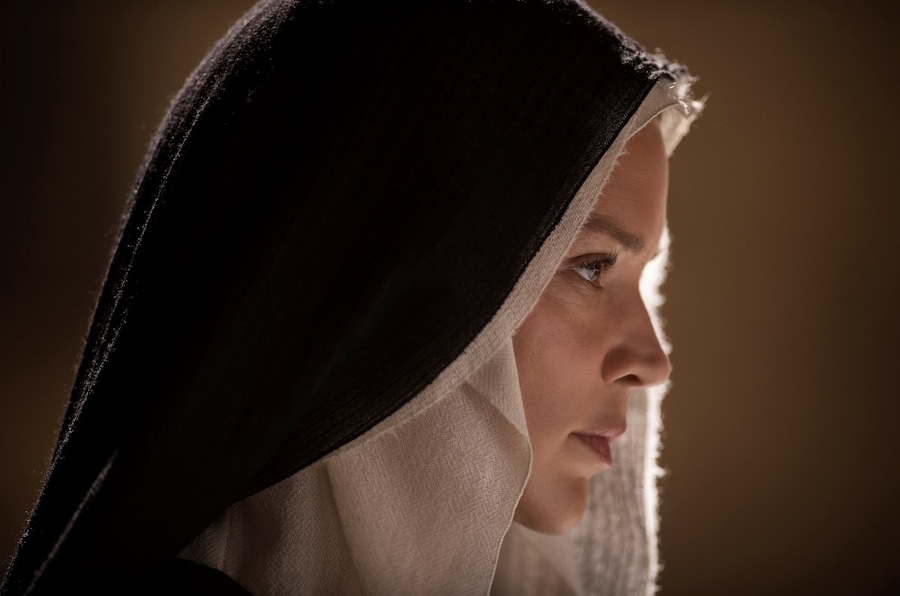 BENEDETTA_Still_01 0