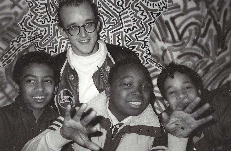 Keith With His Fans 1985 18