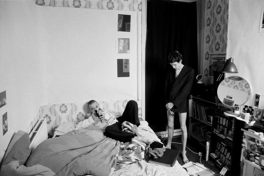 Marc Vall&#233;e, “Lloyd and Jamie”, London (1998) 9