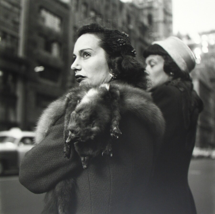 Vivian Maier, New York, December 2 (1954) 4