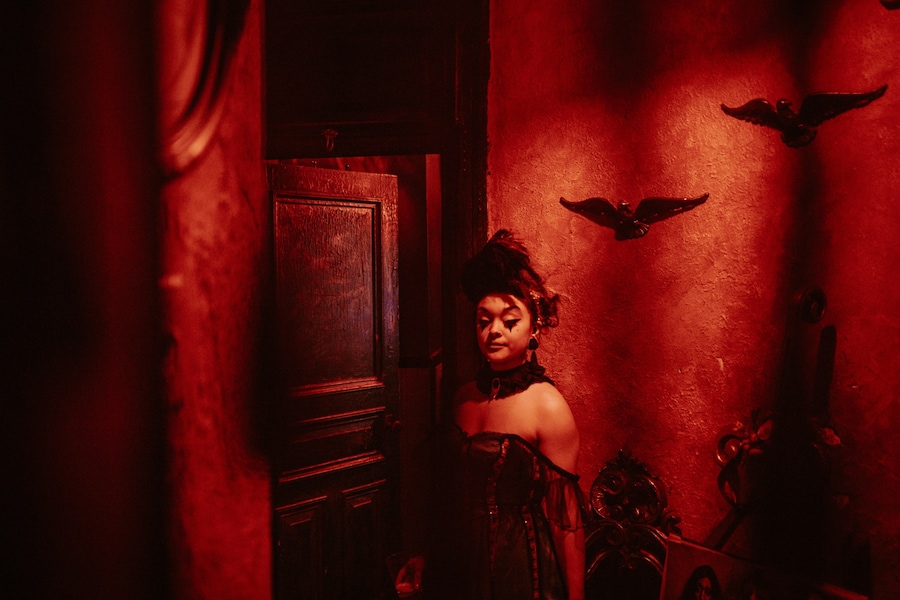 Natalia Neuhaus, Burlesque Mon Amour (2022) 9