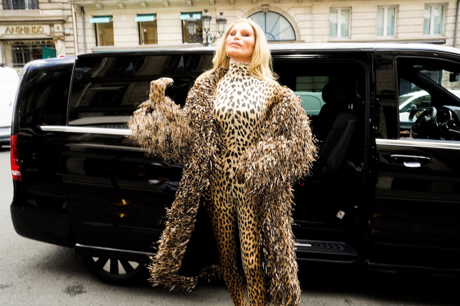Alexis Stone as Jocelyn Wildenstein at Balenciaga Couture 13