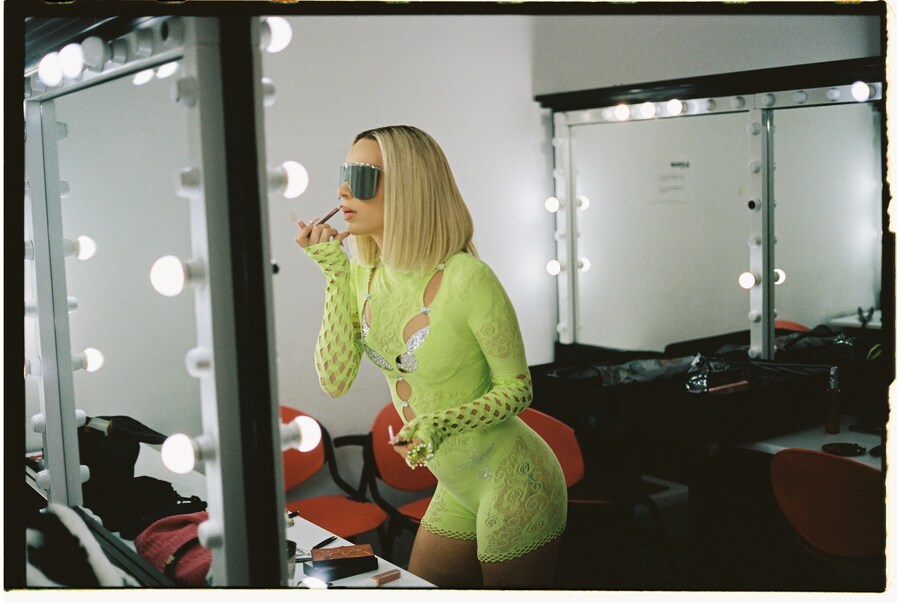 BTS shots of Bad Gyal 4