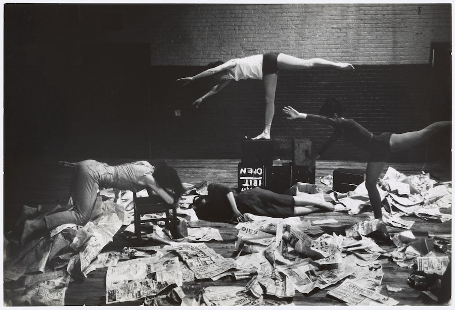 Carolee Schneemann, “Newspaper Event” (29 January 1963) 2