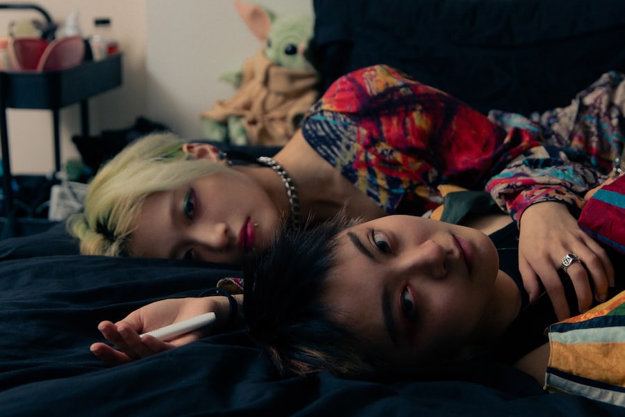 Shou-An Chiang, “Yurika and Shao Shuai”, Queerasian 15