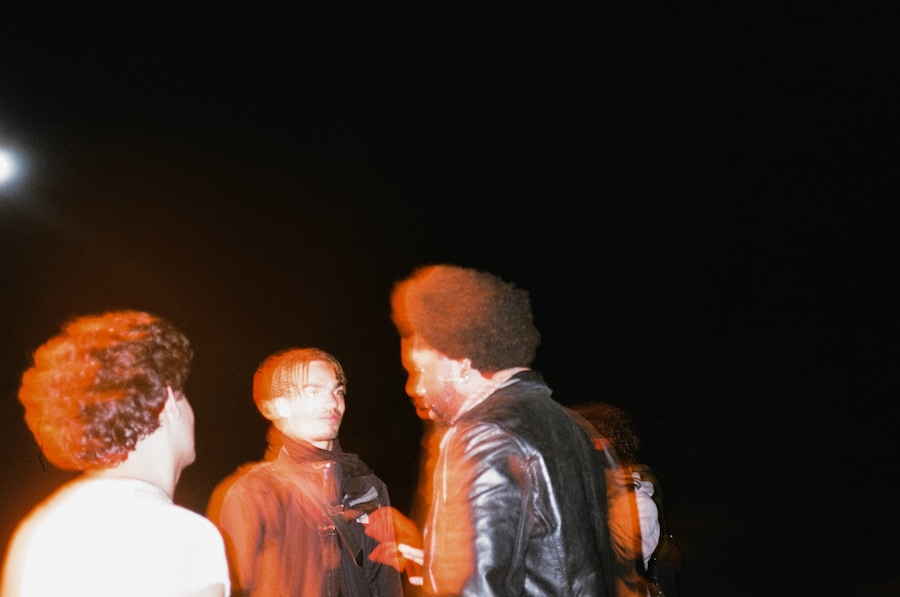 Young Fathers, “I Saw” (BTS) 10
