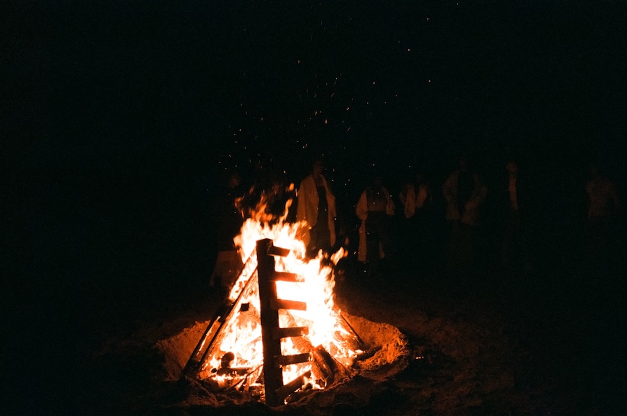 Young Fathers, “I Saw” (BTS) 17