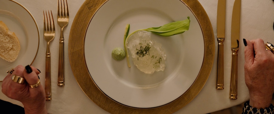 5_Triangle-of-Sadness_Fredrik-Wenzel_&#169;Plattform-Pr 5