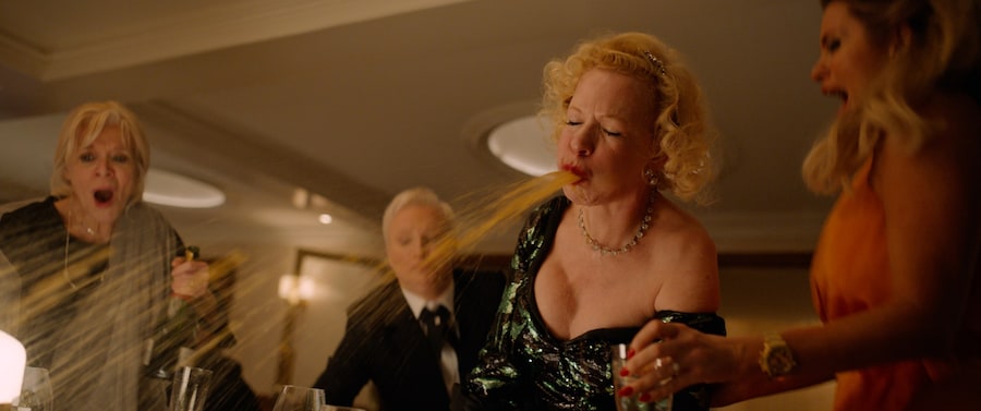 6_Triangle-of-Sadness_Fredrik-Wenzel_&#169;Plattform-Pr 6