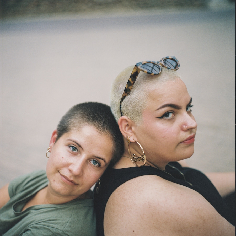 Zula Rabikowska, “Kami and Gigi”, Nothing But a Curtain 11