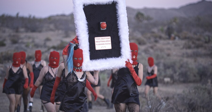 Pussy Riot, Putin’s Ashes 0