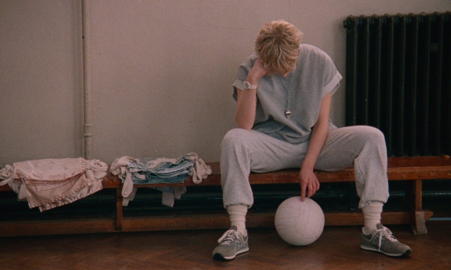 Blue Jean_Film Still_46_Jean_Sports Hall 5