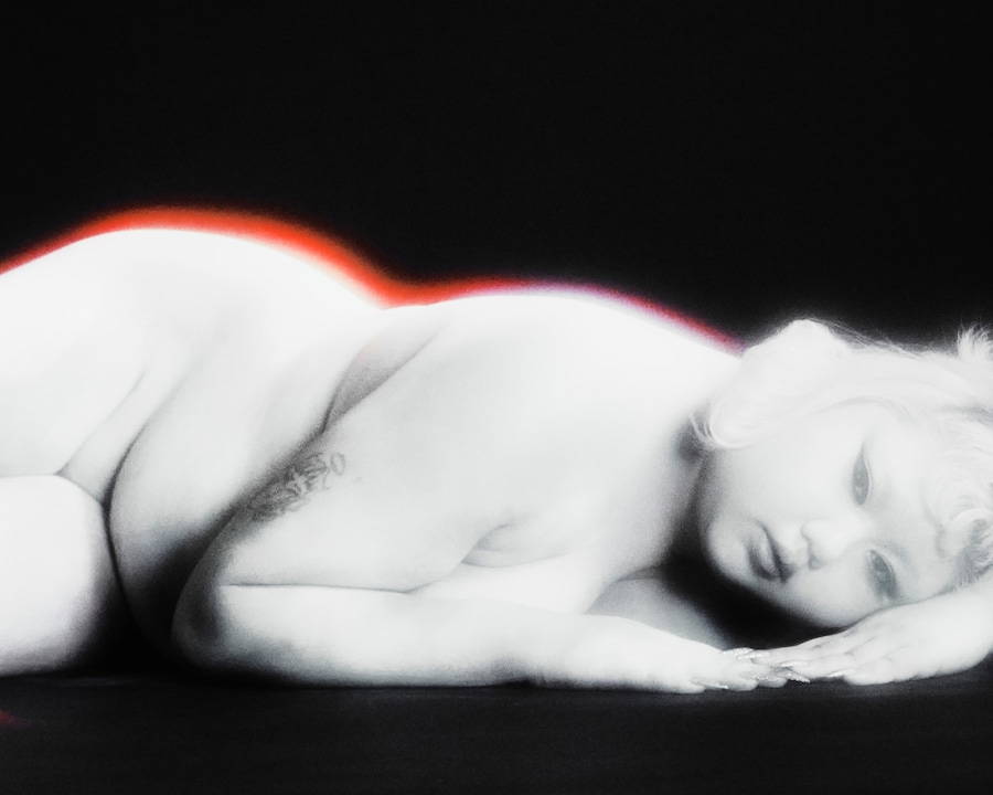 Sarah Piantadosi, Bone (2023) 7