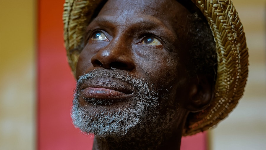 &#39;Sur le fil&#39; chanel 19m exhibition paris dakar 9