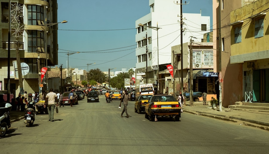 &#39;Sur le fil&#39; chanel 19m exhibition paris dakar 7