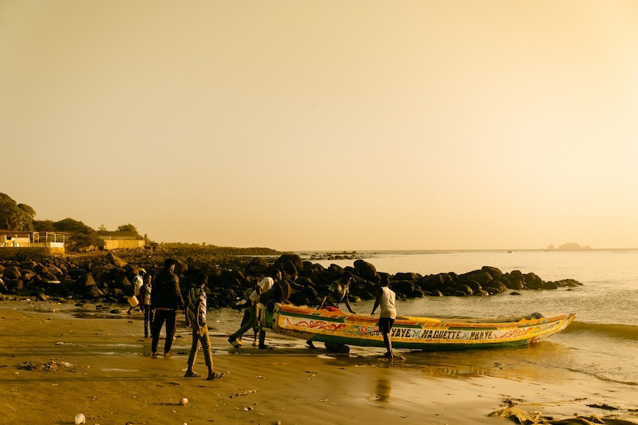 &#39;Sur le fil&#39; chanel 19m exhibition paris dakar 6