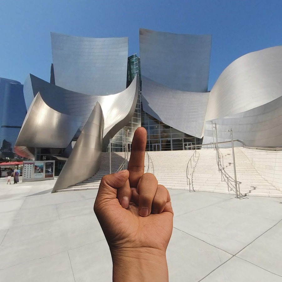 Middle Finger by Ai Weiwei, Avant Arte 4