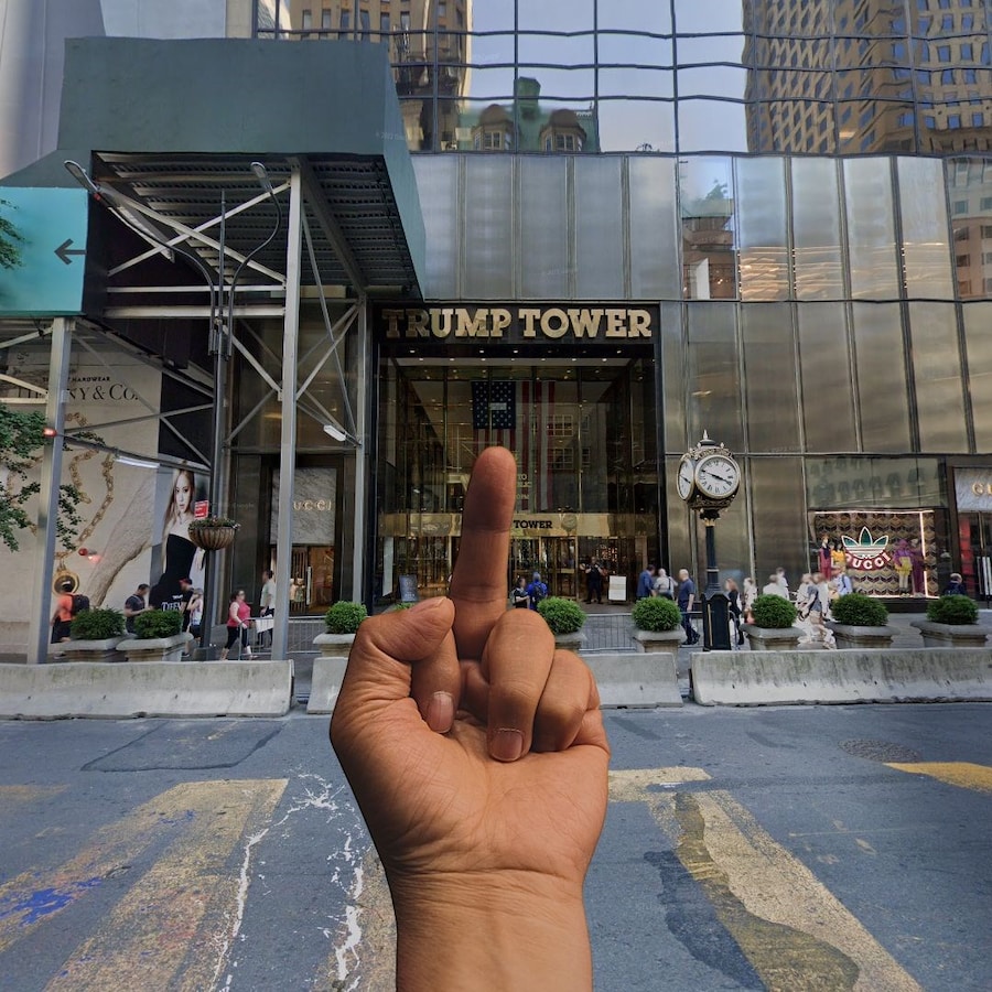 Middle Finger by Ai Weiwei, Avant Arte 9