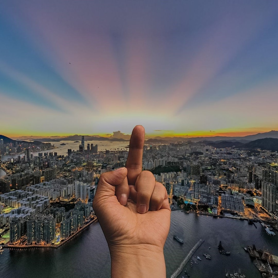 Middle Finger by Ai Weiwei, Avant Arte 20