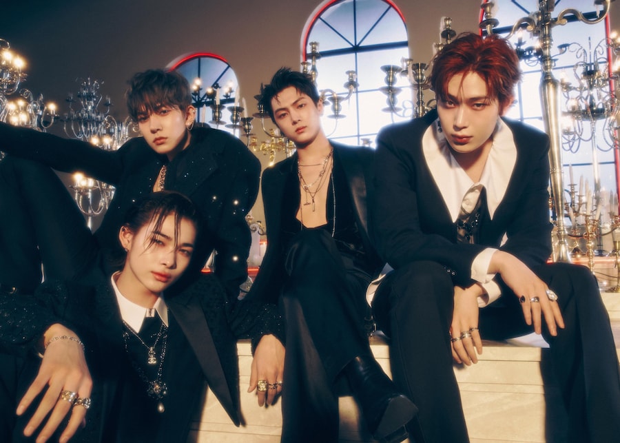 Enhypen K-pop band 1