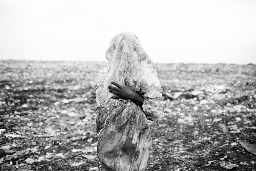 Mário Macilau, &quot;Untitled 2&quot; (2015) 14