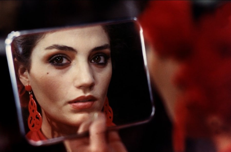 Angela molina That Obscure Object of Desire smokey eye 4