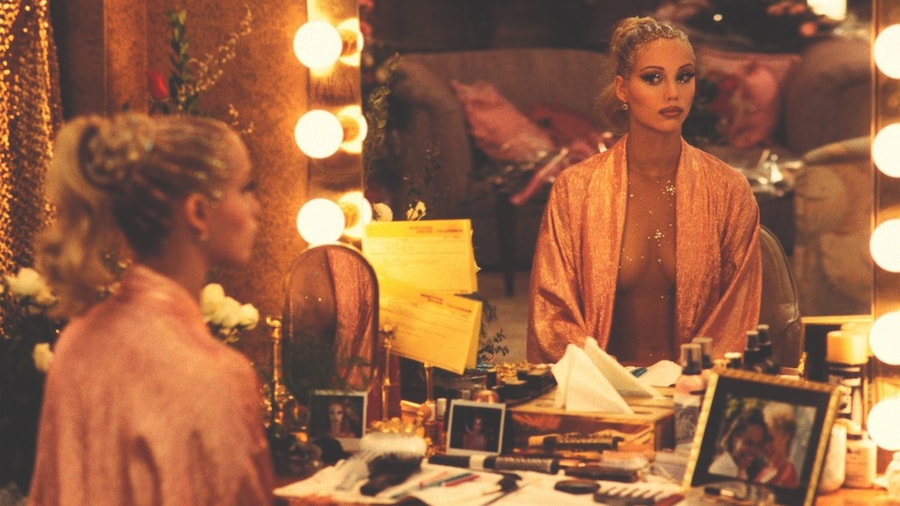 showgirls 1995 smokey eye makeup 8