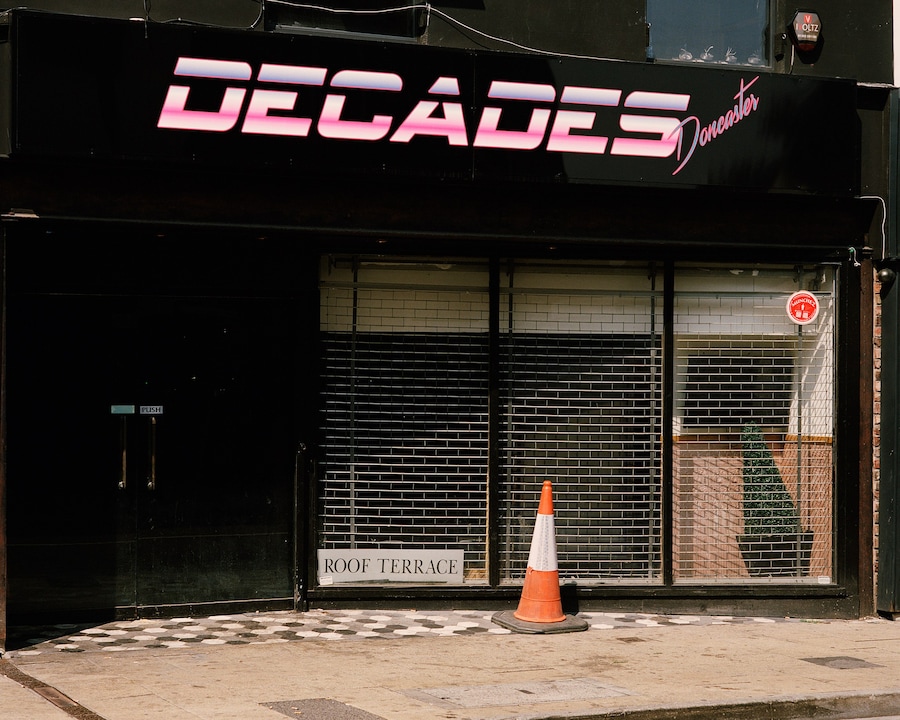 Alasdair McLellan, Home and Away (2023) 1