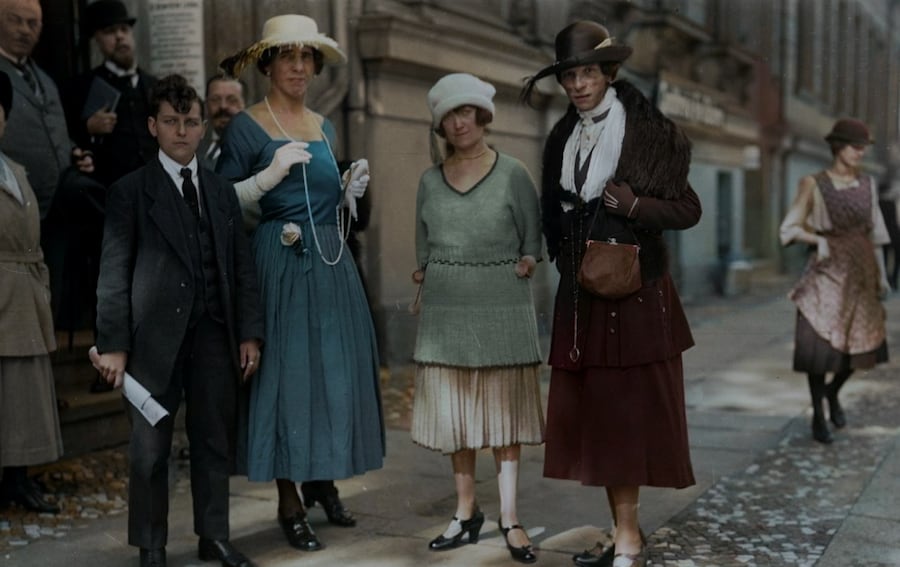 Trans activists outside Magnus Hirschfeld’s Institute for Se 0