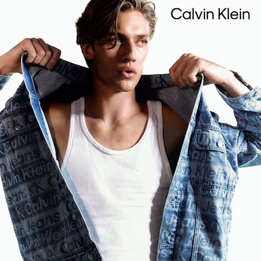 CKJ_ZBD23_2309_1080x1080_INT_M_Set1_4_by_cLab_1_cL 3