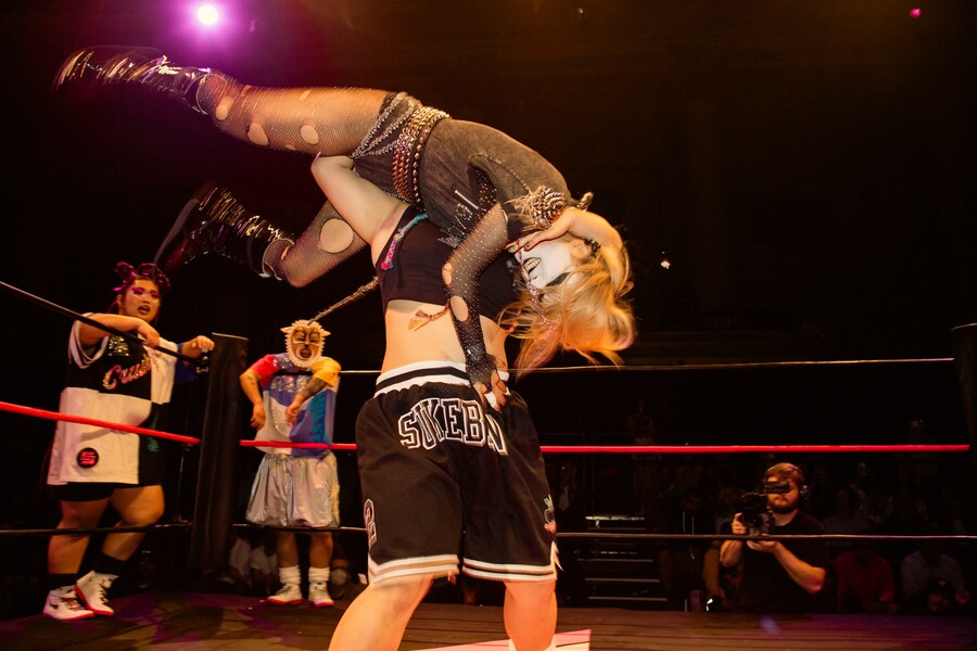 Sukeban women&#39;s wrestling 17 16