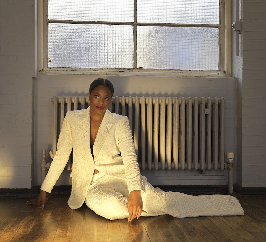 Caroline Dubois 12