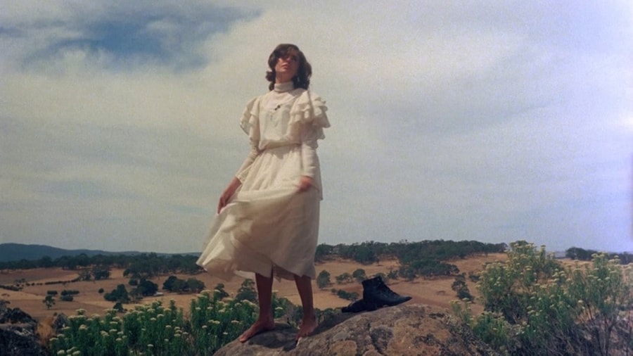Picnic at Hanging Rock (1975) 2