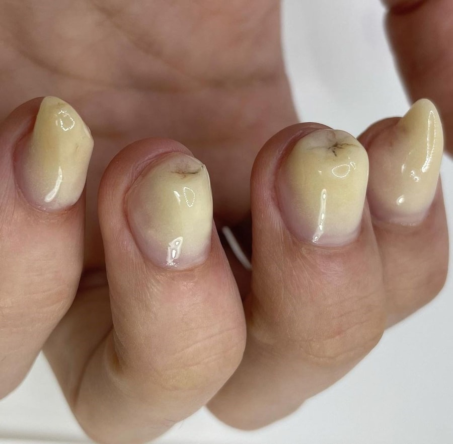 Grotesque rotten gross nails trend 1