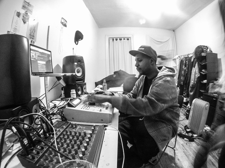 DJ_RASHAD_Ashes57_AG-001-2-2 0