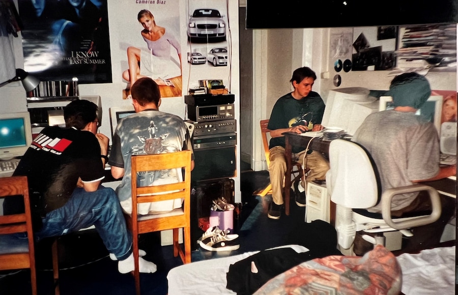 LAN Party: Inside the Multiplayer Revolution 2 2