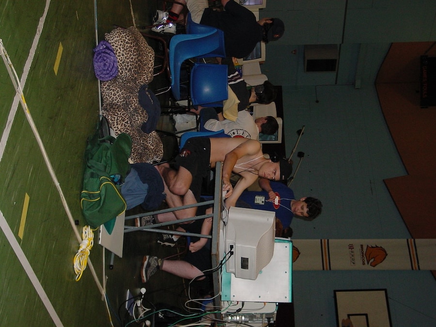 LAN Party: Inside the Multiplayer Revolution 5 5