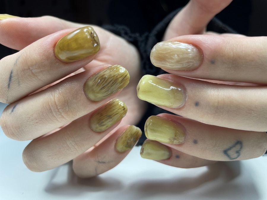 Raw Nails 18 19
