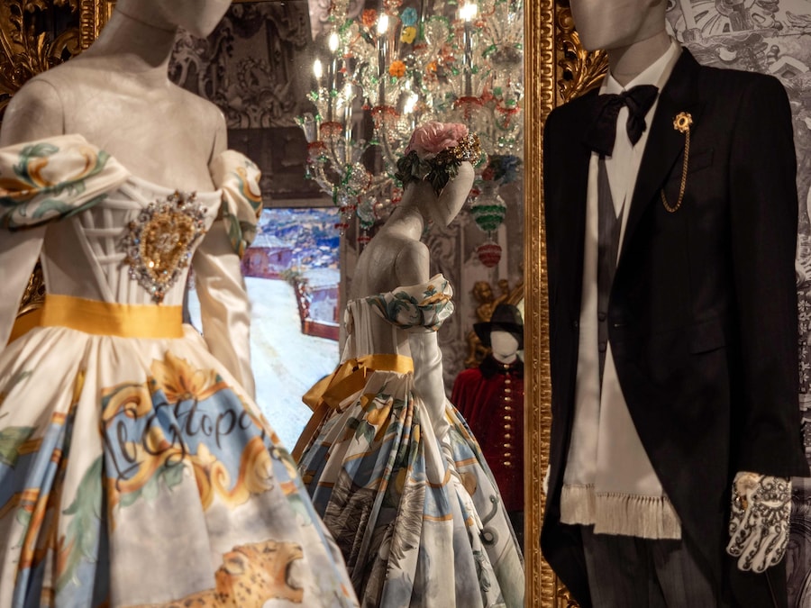 From the Heart to the Hands: Dolce&amp;Gabbana exhibition 4