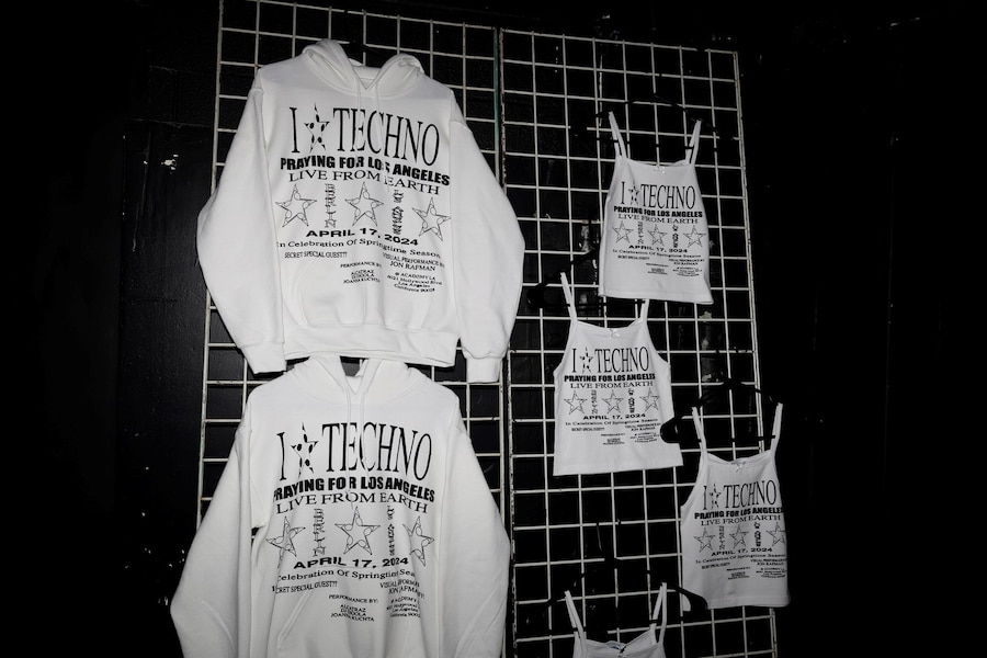 Praying X Live From Earth Berlin in LA 9