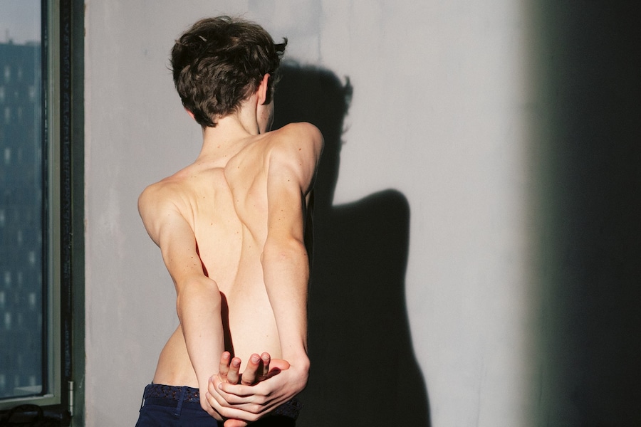 Julian Slagman, Looking at My Brother (2024) 14