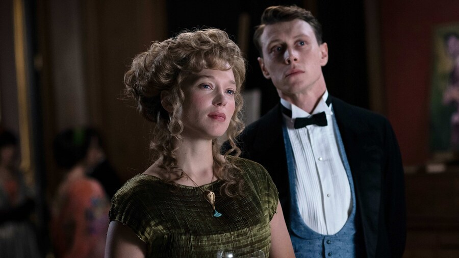 The Beast film 2024 Lea Seydoux George MacKay Bertrand Bonel 2