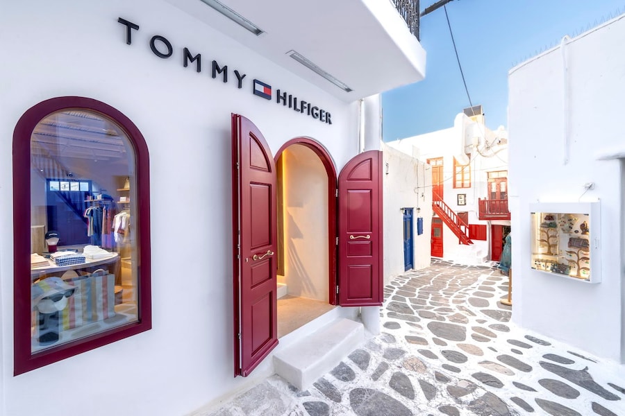 TommyHilfiger_Destination Summer_Mykonos_Store (5) 17