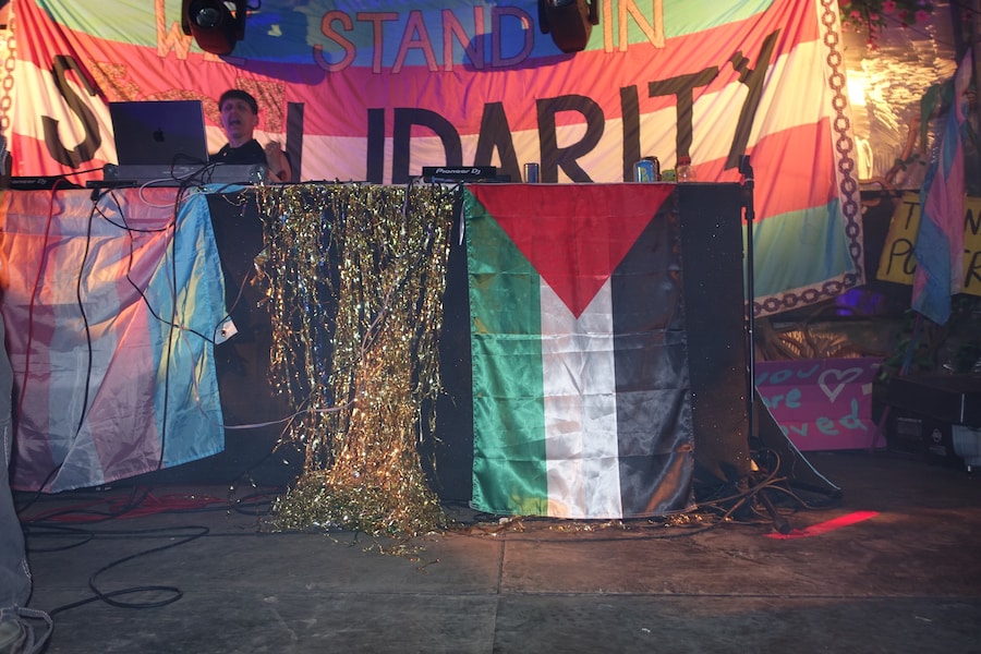 Beauty Looks at Glastonbury 2024 11