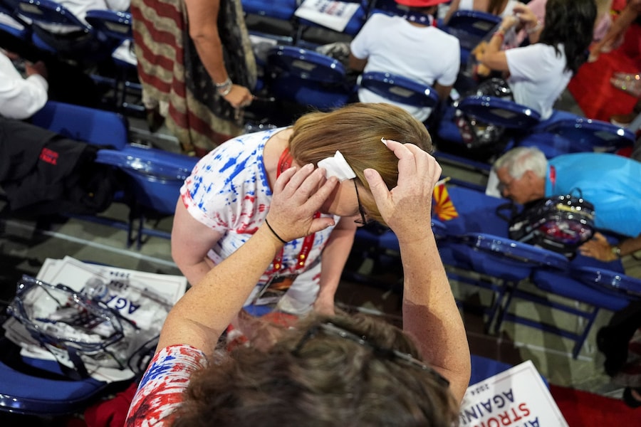 Donald Trump: bandage trendsetter 10