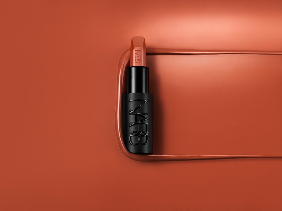 NARS_FA24_ExplicitLipstick_StylizedPhoto_Shot5_Her 5